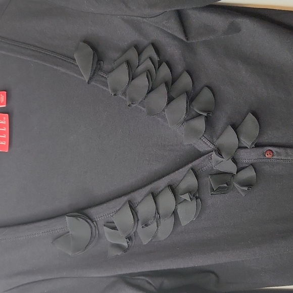 ELLE Women's Black Button Front V-Neck Rose Bud Detail Cardigan Sweater Size XS - Picture 2 of 11